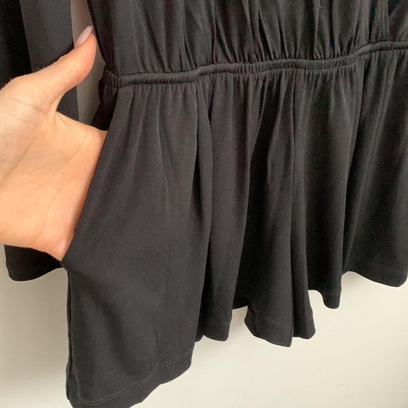 BCBG long sleeve shorts jumper/romper - Picture 3 of 3